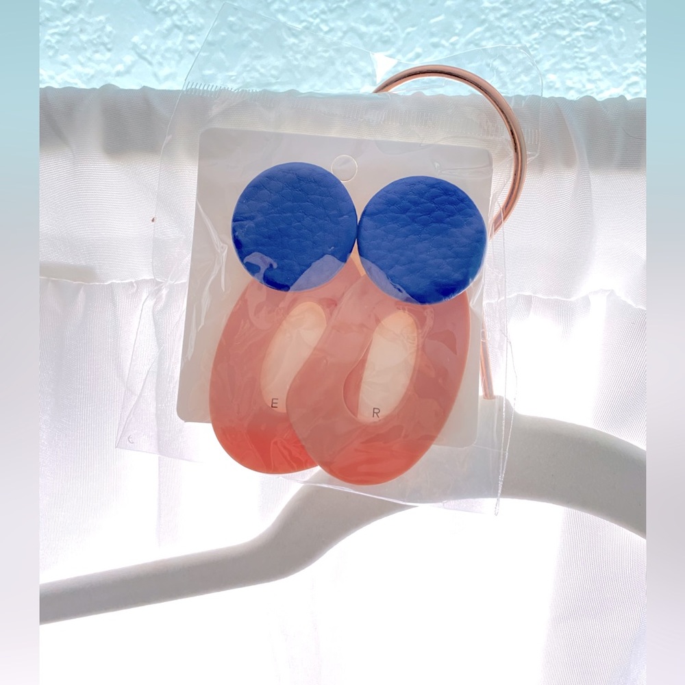 FRAMED BY SARAH | blue & pink earrings!